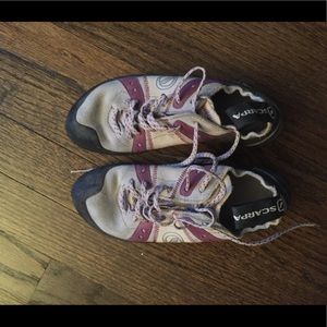 Women’s Scarpa Climbing shoe